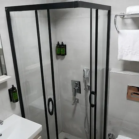Nergiz Boutique 3*