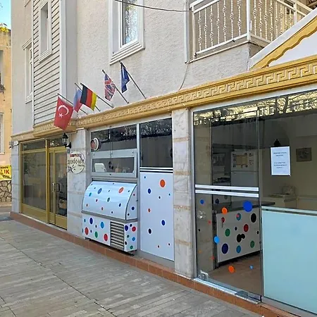 Nergiz Boutique ホテル アンタルヤ
