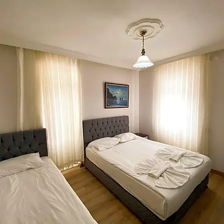 Nergiz Boutique Hotel 3*