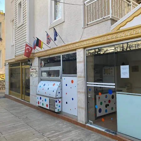 Nergiz Boutique アンタルヤ